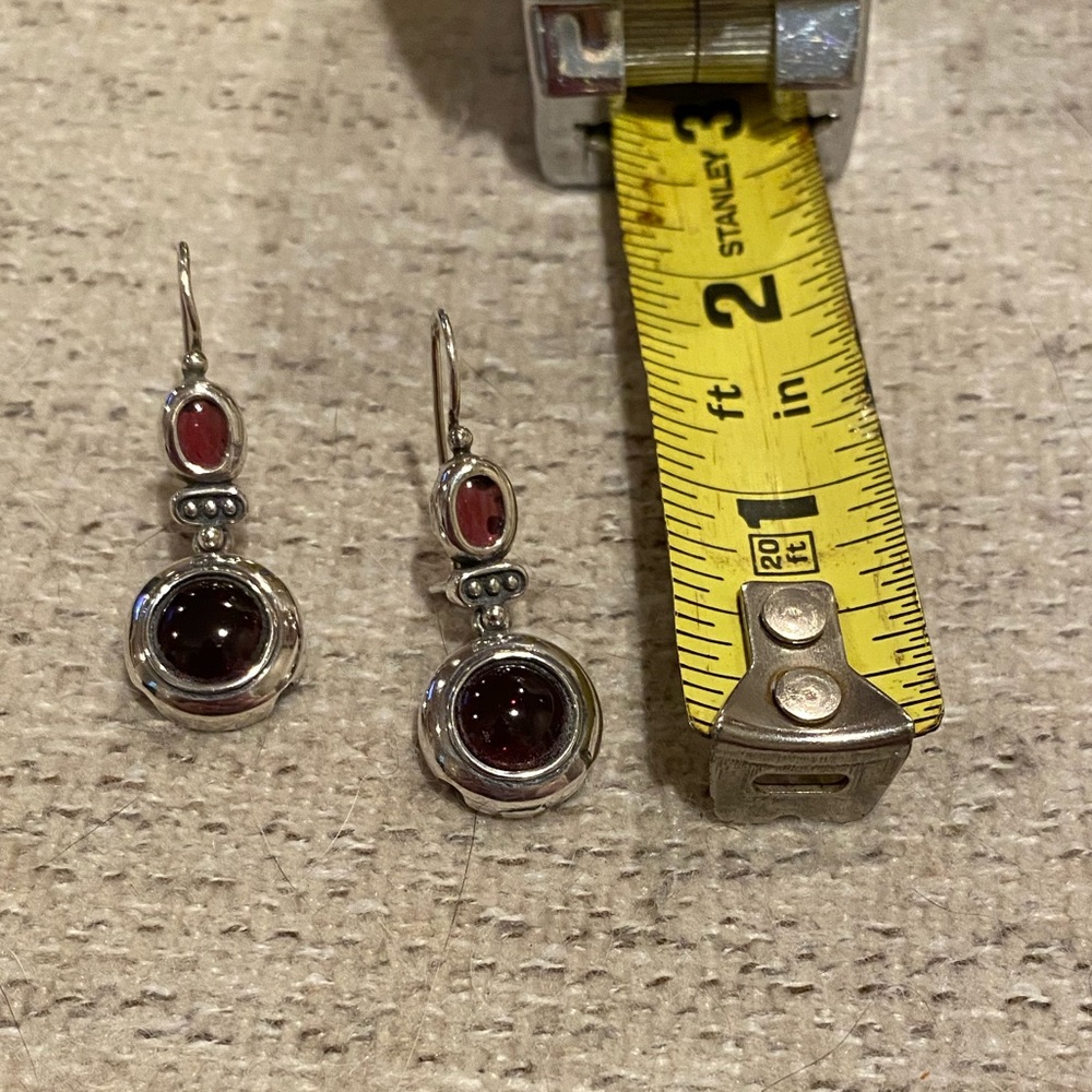Garnet dangle earrings - Picture 3 of 4